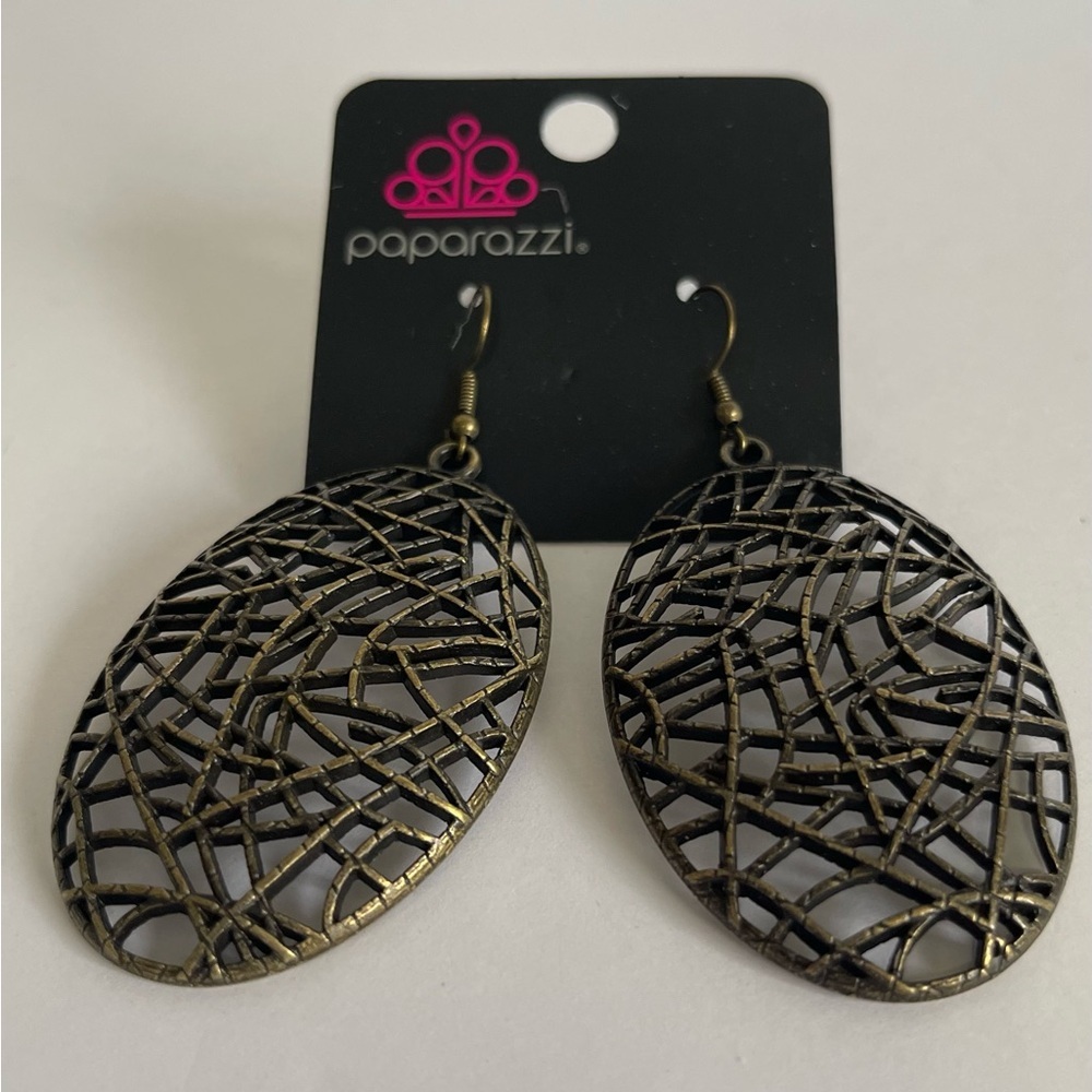 NEW Paparazzi Way Out of Line Brass Oval Earrings